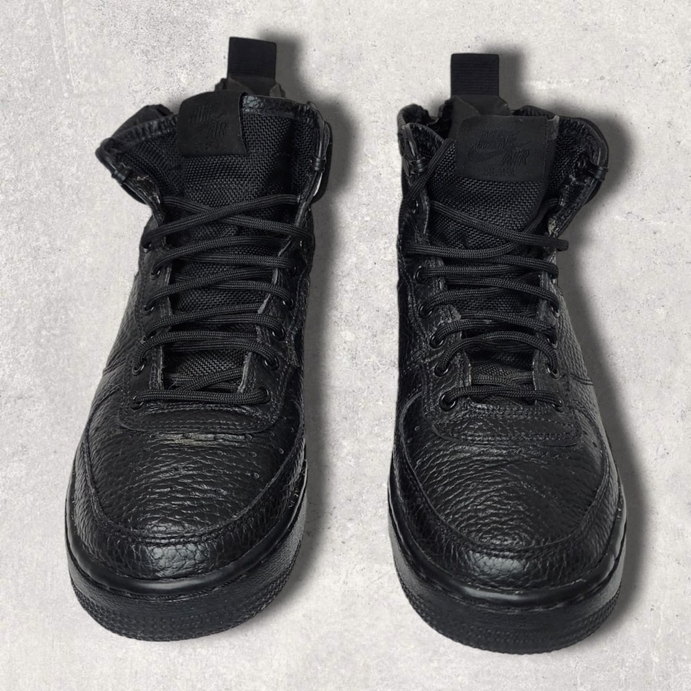 Nike SF Air Force 1Mid  Black Sneakers